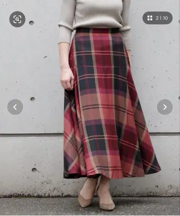 Liesse 체크 무늬 플레어 롱 스커트