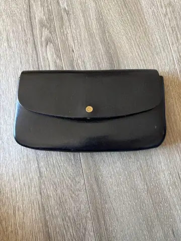 블랙 플랩식 장지갑