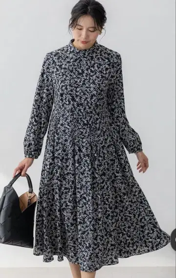 [ 세탁 가능 ] 섀도우 리프 프린트 원피스 네이비 44