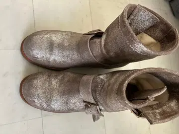 실버 버클 부츠