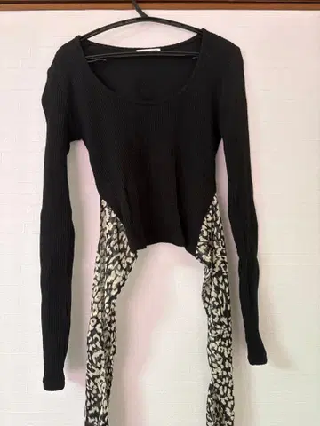 GYDA 블랙 리브 상의 F 사이즈