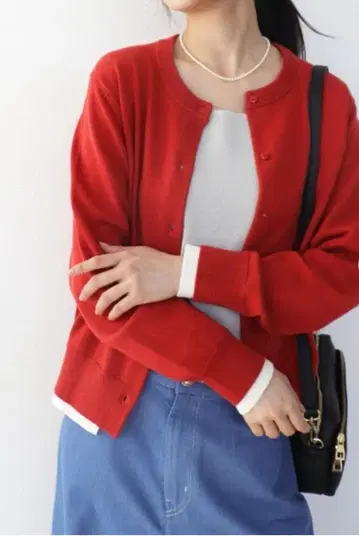 [ 미사용 새상품 ] Jines 헤임 배색 크루넥 가디건