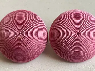 골동품 밝은 핑크 소용돌이 모양 레트로 빈티지 귀찌