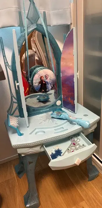 겨울왕국 드레스룸 파우치