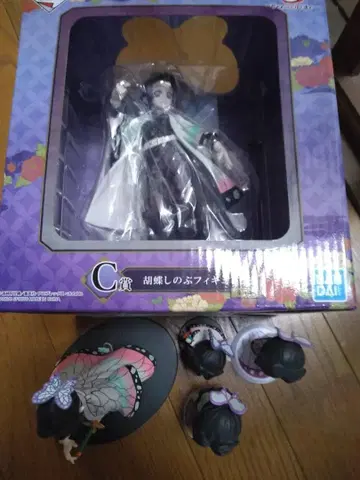 귀멸의 칼날 제일복권 코쵸우 시노부 피규어 큥캐릭터 모음