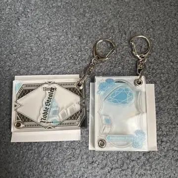 우타프리 카뮤 바스락 아크릴 키링