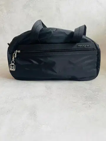 Hedgren 블랙 바디백
