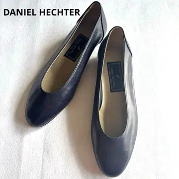 [ DANIEL HECHTER ] 새상품 블랙 네이비 펌프스 가죽