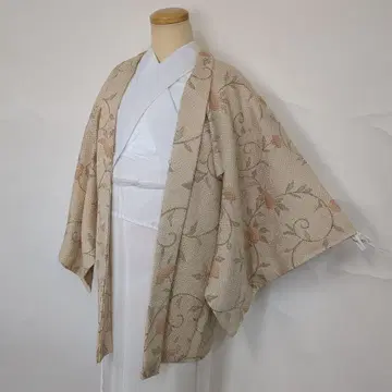 h43484 베이지 꽃무늬 쥐어짜는 겉옷 기모노