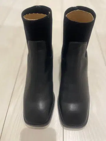 BLACK by moussy 부츠