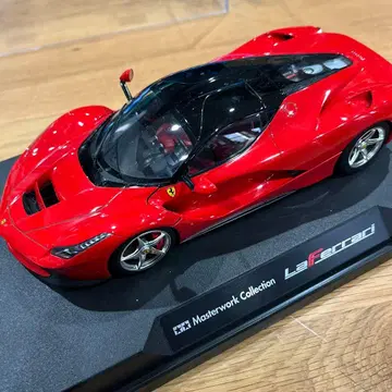 타미야 LaFerrari Masterwork Collection 1/24