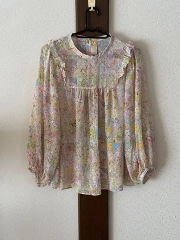 yukiemon 패치워크 패턴 프릴 장식 패치워크 긴팔 블라우스