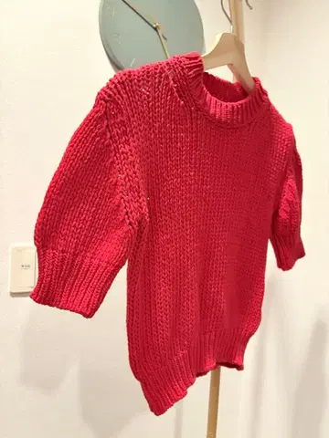 빨간색 하이넥 반팔 니트 스웨터 M