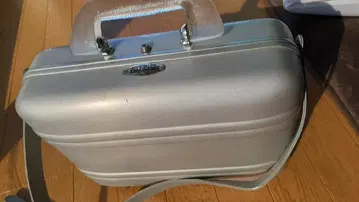 제로 할리버튼 미니 아타셰 케이스 알루미늄 실버