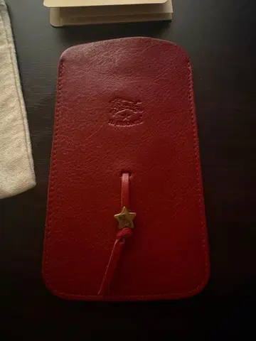 새상품 IL BISONTE 카드 iPhone 케이스