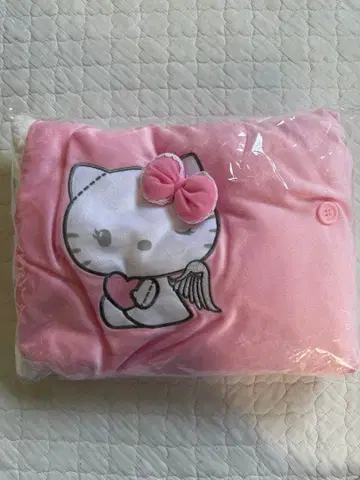 새상품 미개봉 헬로키티 엔젤 기모 담요 핑크