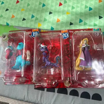 디즈니 오너먼트 라푼젤 몬스터 주식회사