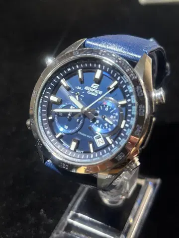 EDIFICE EQW-T620 솔라 전파 남성용 크로노그래프 블루