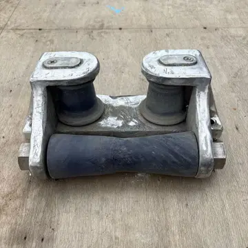 알루미늄제 삼방 롤러 (선박, 보트)