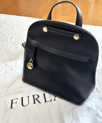 [ 새상품급 ] FURLA 미니 백팩 블랙