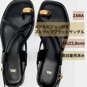 ZARA 메탈 장식 스트랩 플랫 슬라이드 샌들