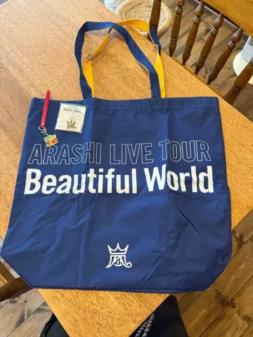 아라시 Beautiful World 토트백 & 참 5 x 10 스트랩