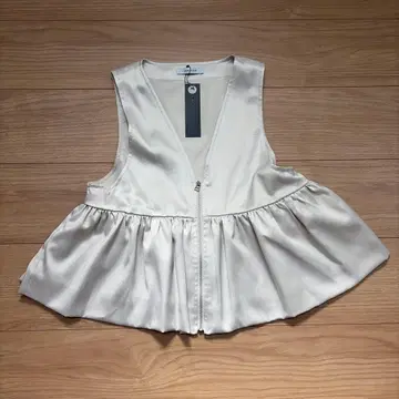 JEANASIS 아이보리 플레어 베스트 사이즈 F