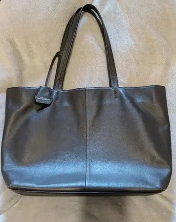 그린라벨 릴랙싱 가죽 토트백