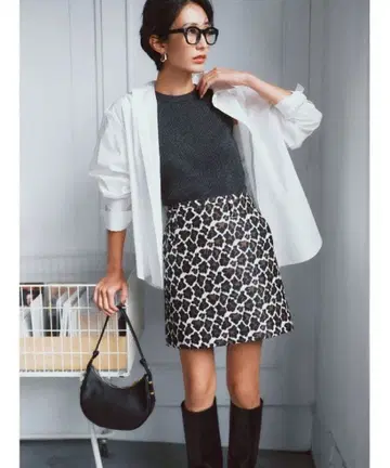 Mila Owen 더블 허리 레오파드 스커트