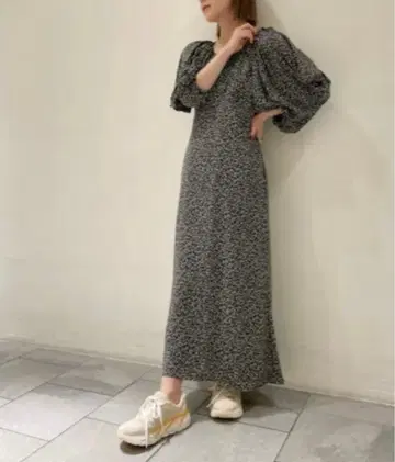 [ 새상품급 ] emmi 애니멀 도트 원피스 에미