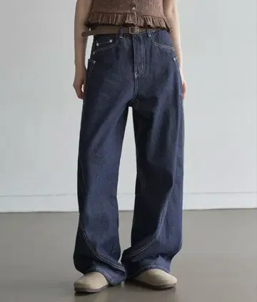 UNE MANSION 웨이브 벌룬 워시드 유니크 사이드 포켓 데님