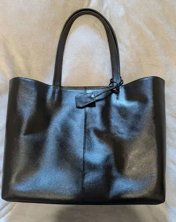 그린 레이블 릴랙싱 레더 토트