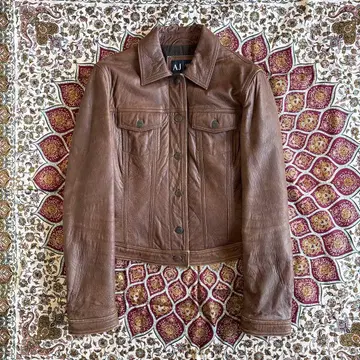 ARMANI JEANS 레더 재킷 42 사이즈