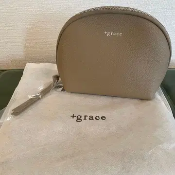 +grace 베이지 돔형 파우치