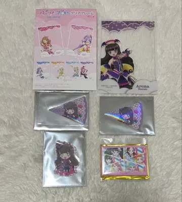 프리파라 쿠로스 아로마 캬라핀 클리어 프레임 라이브 캔뱃지