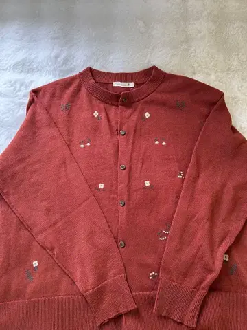 꽃무늬 자수 가디건