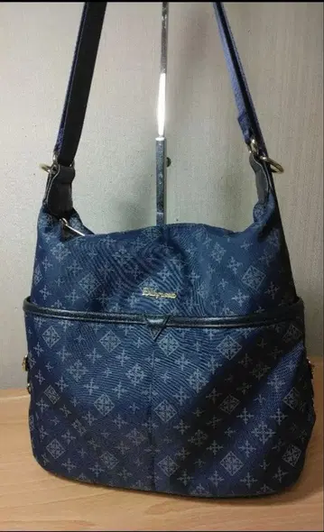 dailyrusset 네이비 로고 숄더백