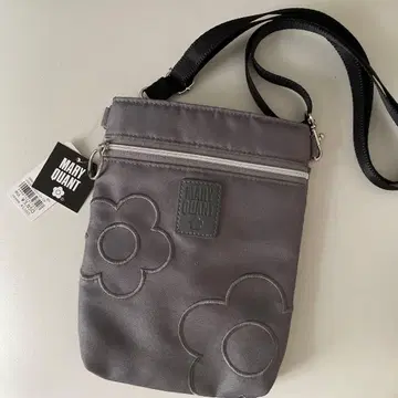 새상품 MARY QUANT 마리콴트 숄더 파우치 대