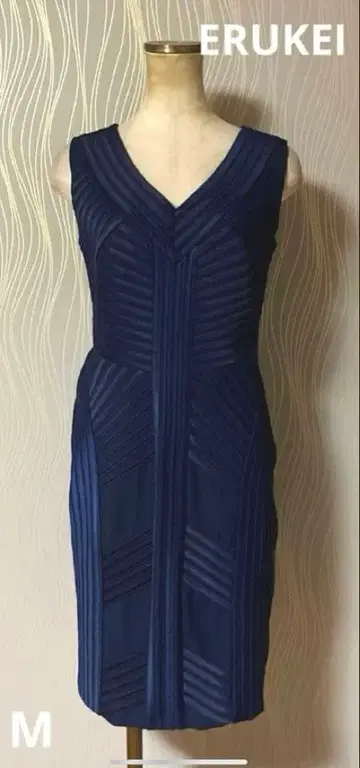 ERUKEI 엘르 슬리브리스 원피스 드레스