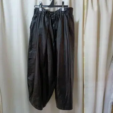 블랙 사루엘 팬츠 합성 피혁