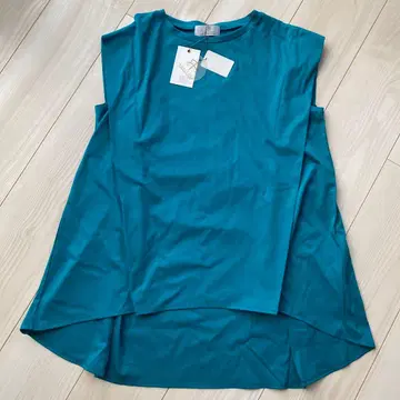 미사용 Aga x NORITKE 턱 숄더 티셔츠