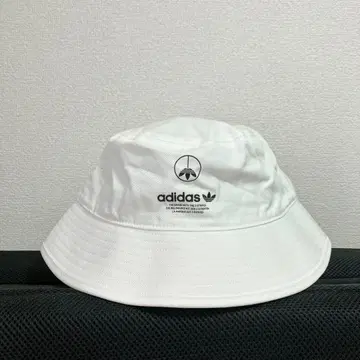 adidas 버킷햇 화이트