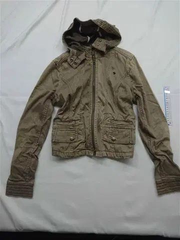 아바크롬비 & 피치 후드 부착 자켓 S 사이즈 여성용