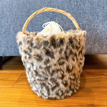 파티마 모로코 카고백 레오파드 무늬 퍼백 가방 겨울 모로코