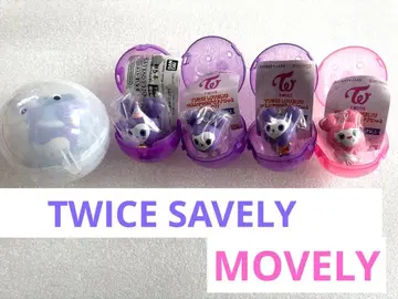 TWICE LOVELYS SAVELY MOVELY 사나 모모 가챠가챠