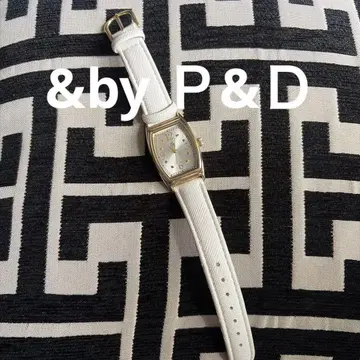 새상품급 &by P&D 화이트 x 골드 오샤레 손목시계