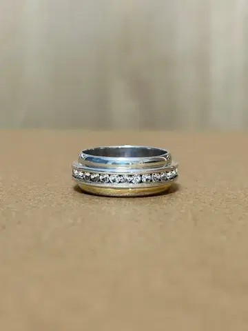 언클라인 925 실버 반지 스와로브스키 스톤 포함