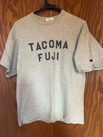 TACOMA FUJI 티셔츠 S 사이즈 그레이 챔피온 바디