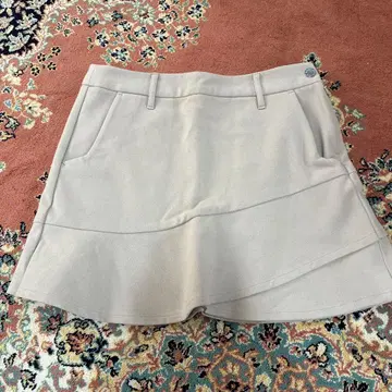 데상트 골프 가을/겨울 스커트