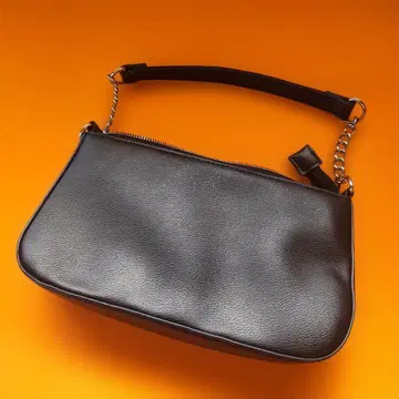 블랙 합성 피혁 숄더 핸드 2WAY 타입 백 즉시 구매 가능!